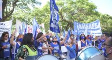 Los docentes no fueron convocados y preparan un escrito para presentar el lunes al gobierno