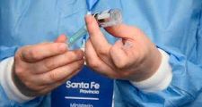 El 40% de los santafesinos aún no se colocó la tercera dosis y suben los casos de Covid-19