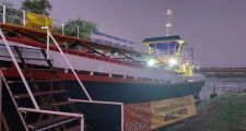 ROMANG: fue botado el barco arenero Perla del Norte