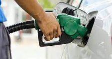 Aumentan la nafta y el gasoil