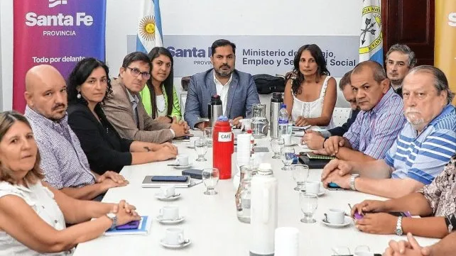 El gobierno provincial postergó la paritaria docente para el martes 12.