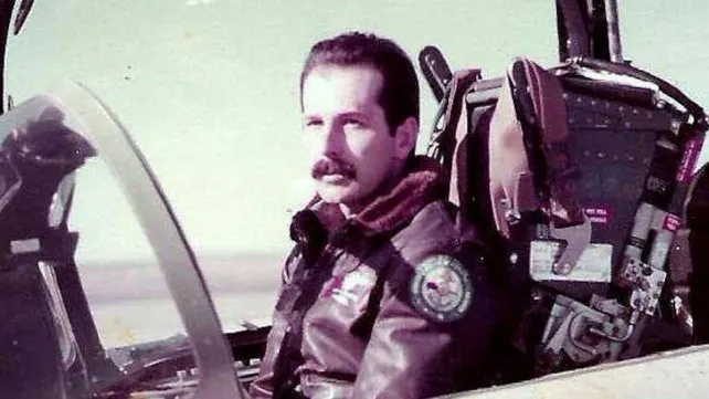 Llega a Sunchales el avión con el que el piloto santafesino Owen Crippa atacó solo a la flota inglesa en Malvinas