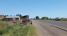 VIALIDAD NACIONAL REEMPLAZA BARANDAS DE LA RN 11 EN CANDIOTI