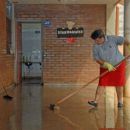 Titularizan asistentes escolares reemplazantes