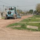 Mejorado de calles en barrio Carlos Gardel Chico