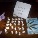 Secuestro de 27 envoltorios y trozos compactos de marihuana
