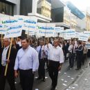 AHORA LOS BANCARIOS VAN POR UN PARO DE JORNADA COMPLETA