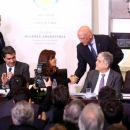 Cristina Fernández de Kirchner y la firma de contratos del Gasoducto del Noreste Argentino