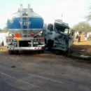 Santiago del Estero: al menos 10 muertos por un choque entre un camión de YPF y una combi