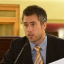 Por ley, amplían licencias por maternidad a las estatales