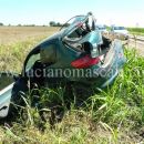 El Arazá: Un joven robo un auto y en la fuga volcó salvando su vida de milagros.