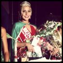LARA SOUILHE REINA DE LA FIESTA DE LA CAÑA DE AZUCAR