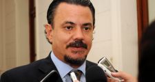 El gobierno provincial convocará a paritarias a fin de mes