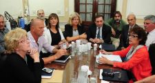 Docentes santafesinos: recibieron una propuesta de aumento salarial del 31% al 35% a julio