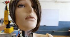 Científicos desarrollan robots 
