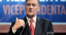 Al final Binner se bajó de la pelea presidencial