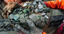 Rescatan 100 toneladas de monedas de plata hundidas en la II Guerra