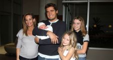 Guillermo Andino y Carolina Prat presentaron a su hijo Ramón