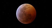 La Luna se juntará con Saturno y se podrá ver en todo el país