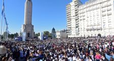 20 mil niños y niñas de toda la provincia prometieron lealtad a la Bandera