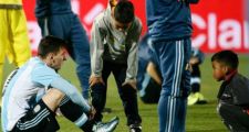 Los niños que consolaron a Messi