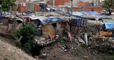 El 45 por ciento de los hogares pobres en la provincia de Santa Fe no se termina la secundaria