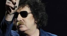 Muy enojado Charly García repudió la imitación en