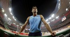Chiaraviglio, histórico: pasó a la final del salto con garrocha en el Mundial de Beijing