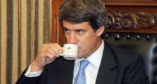 Prat Gay :