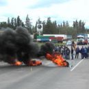 OBREROS DE INAZA CORTAN RUTA EN GUADALUPE NORTE, FRENTE AL DOMICILIO DE COLUSSI