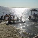 Exitosa travesía en piraguas en la Laguna El Cristal