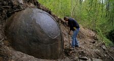 El misterio de una esfera gigante desató la polémica entre arqueólogos