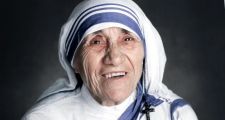 El Papa proclamó Santa a la madre Teresa de Calcuta